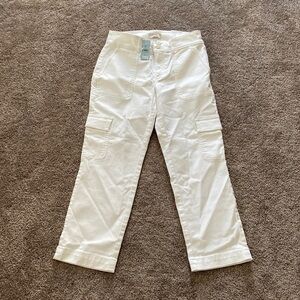 Loft White Mid-Rise Straight Crop Cargo Pants SIZE 2P